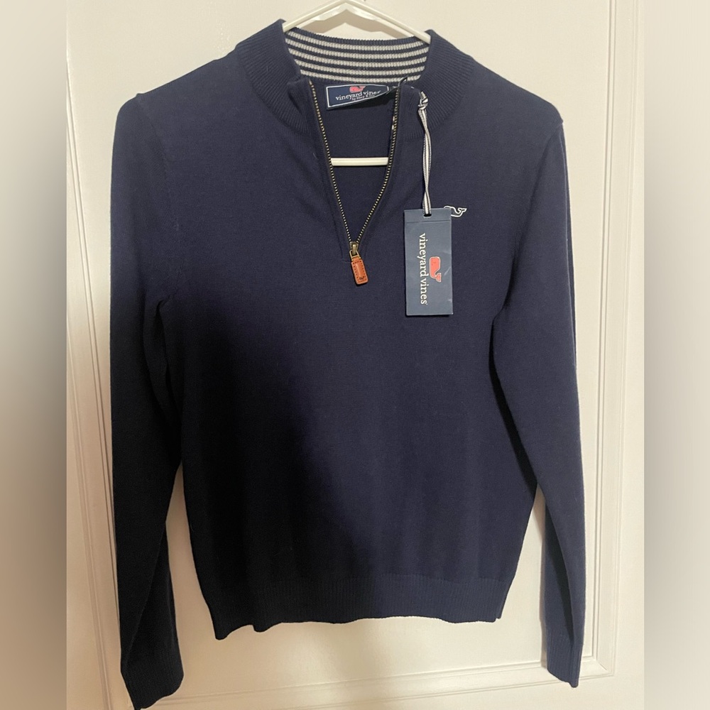 BRAND NEW VINEYARD VINES 3/4 Zip pullover.  Navy. Size 12-14. Boys or Girls